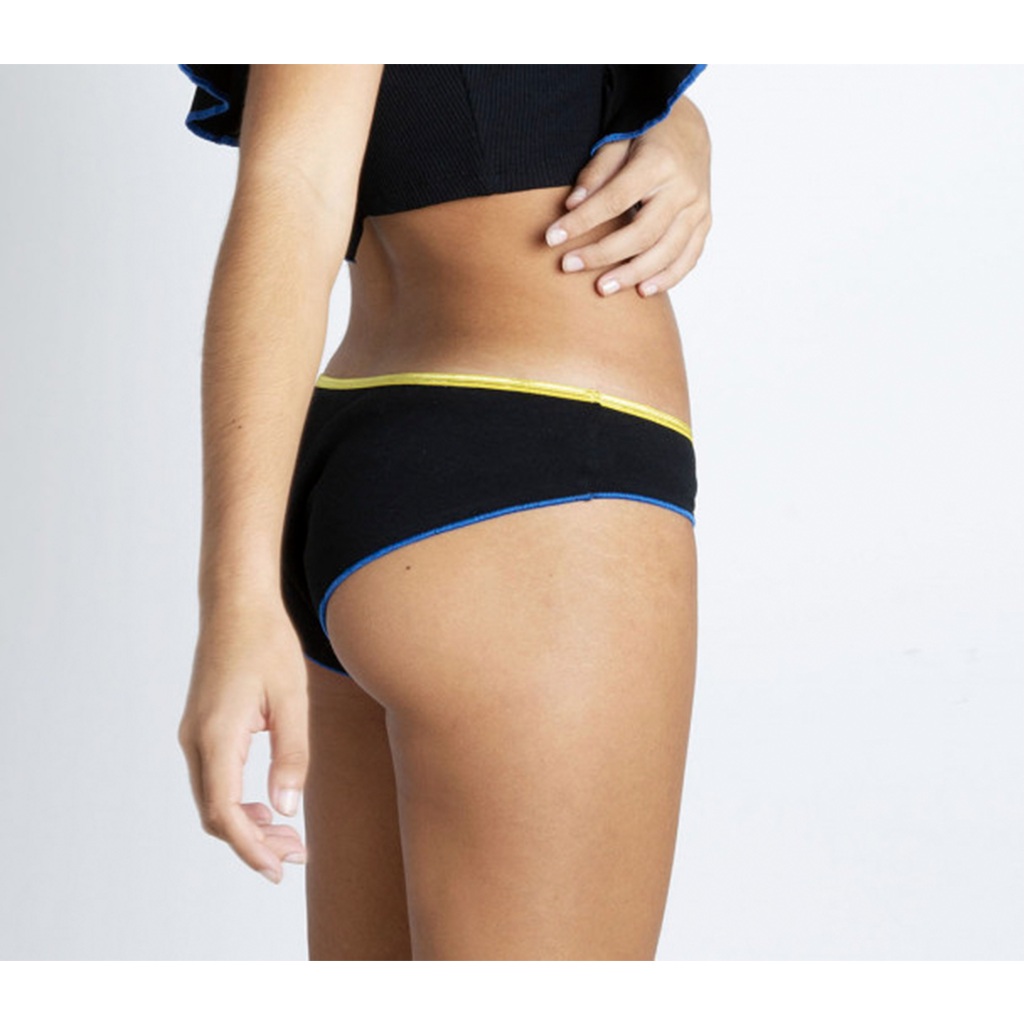 Clásica Young Shiny Plus