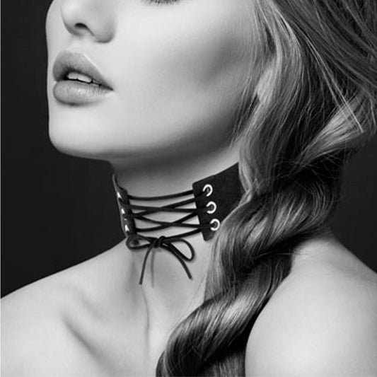 Complementos lencería Collar Burlesque